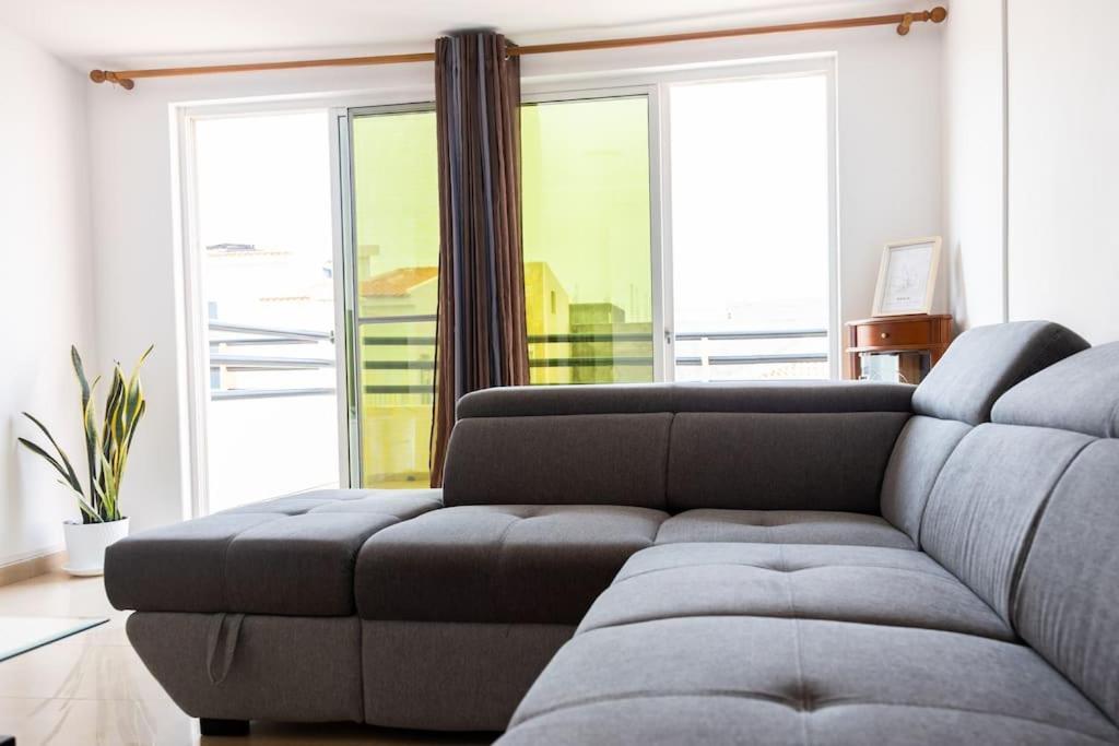 3 Bedroom Apt, Free Wifi & Ac, Cidadela - Lcgr Praia Buitenkant foto